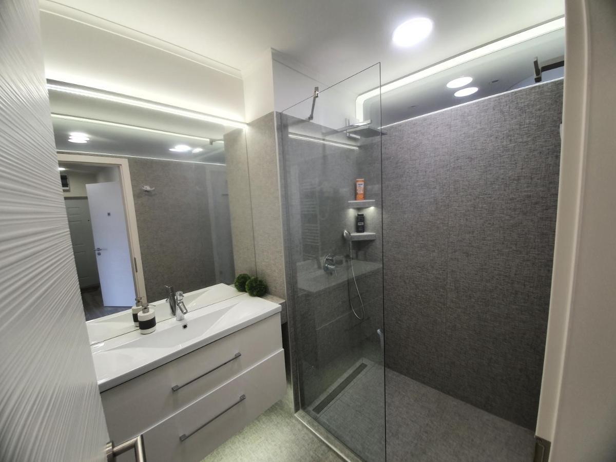 Gyorapartman-top Apartment *