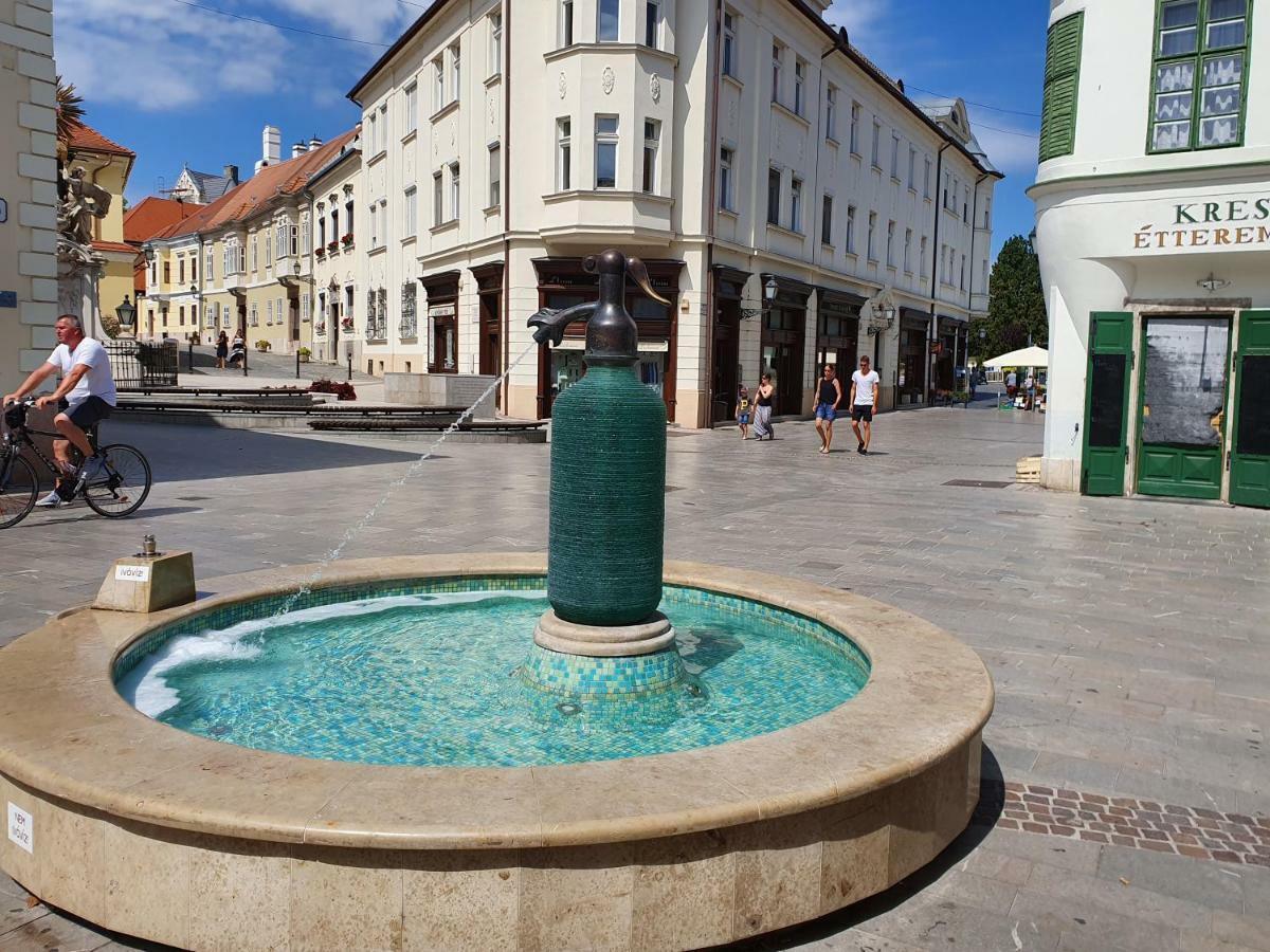 Gyorapartman-top * Gyor